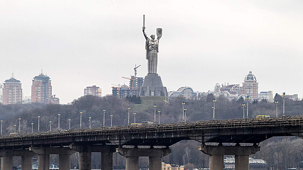 "Украли миллионы гривен": на Украине разгорелся скандал из-за укреплений