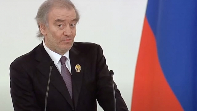 Гергиев сообщил о планах объединить театры России