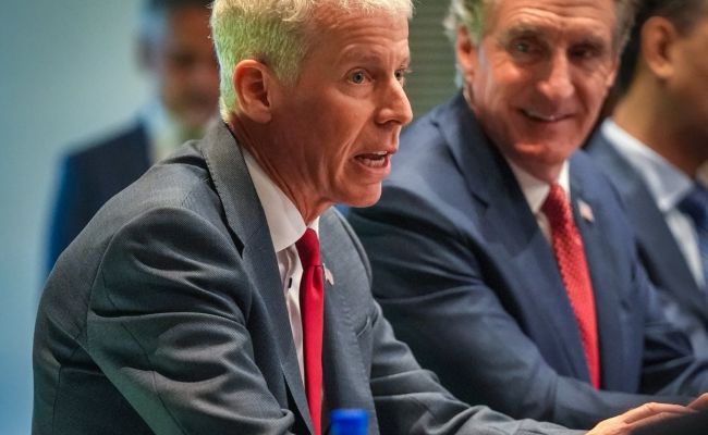 Министр энергетики США понял: Венгрия и&nbsp;Словакия упираются по&nbsp;российской нефти