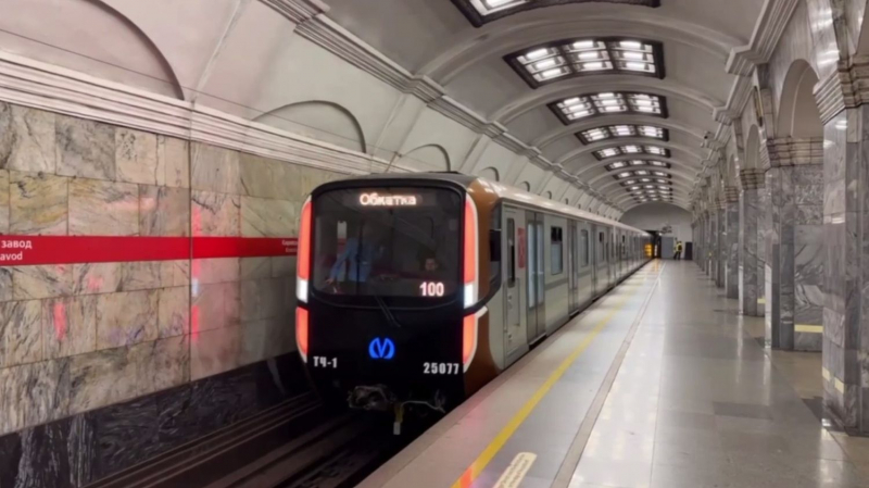 Первый &laquo;Балтиец&raquo; для новой линии метро Петербурга вышел на обкатку (фото)