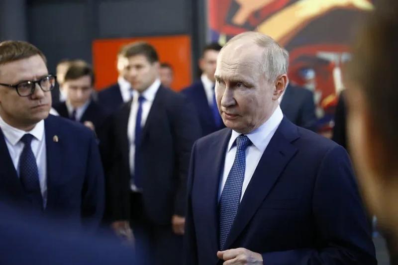 Путин: РФ в течение года после истечения ДСНВ готова придерживаться ограничений
