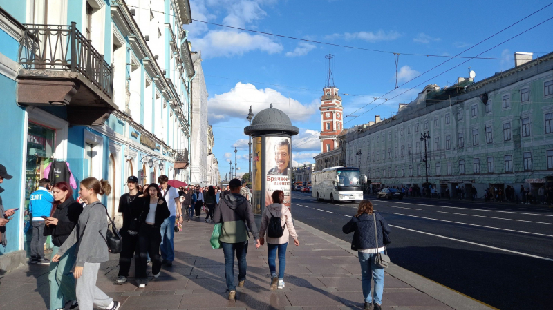Синоптик: Антициклон удержит аномальное тепло в Петербурге