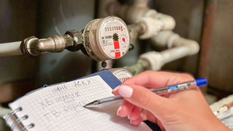 Тарифам ЖКХ разрешили расти выше инфляции: газ, тепло, вода и свет подорожают на 100%