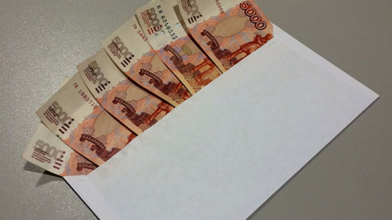 Учителя в Петербурге получают меньше, чем дворники