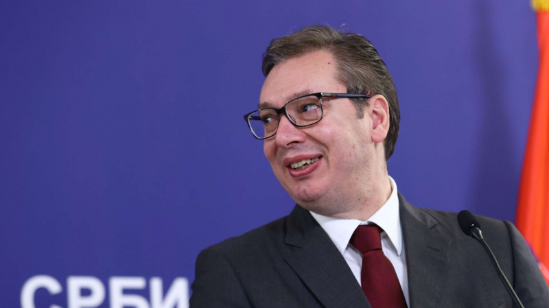 Вучич: западные посольства испугались приезда главы МО РФ на парад в Белград