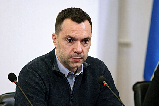 Арестович* прокомментировал лишение гражданства мэра Одессы