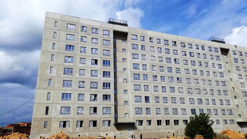 Дома построили, а школ нет: жители Петергофа пожаловались Бастрыкину
