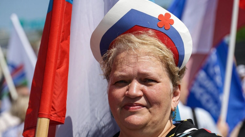 Кокошник как оберег: Россия обрела еще один скрепный символ. Теперь &mdash; для женщин