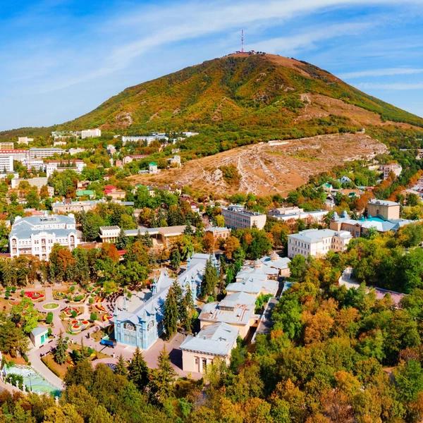 Настала очередь &laquo;фиолетовенькой&raquo;: россияне выбирают новый дизайн банкноты 500 рублей