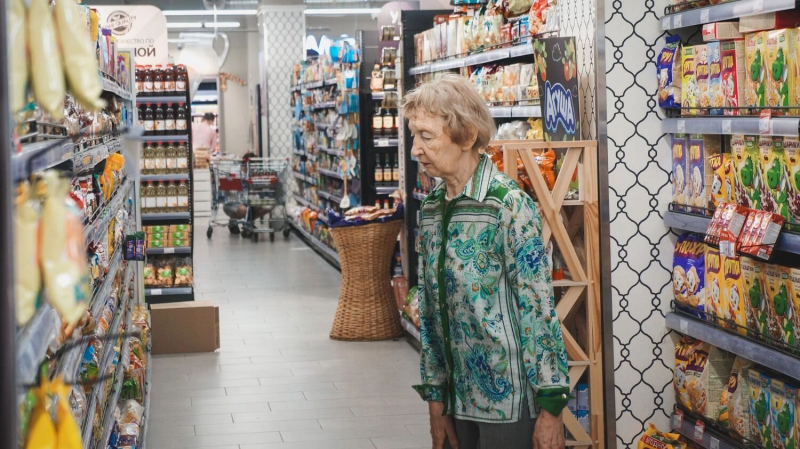 Ожидание массовой нищеты? Зачем депутаты хотят вернуть продуктовые карточки