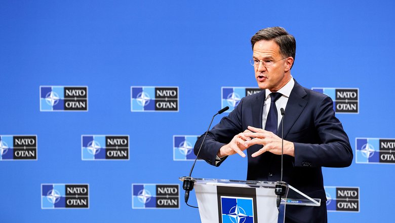 Рютте заявил, что НАТО не стоит сбивать российские самолеты