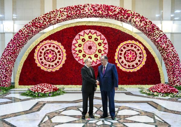 Саммиты "Россия &mdash; Центральная Азия" и СНГ в Душанбе (фото)