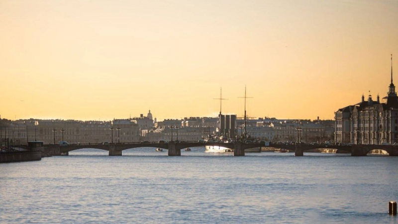 Температурные качели: в Петербург вернулось тепло