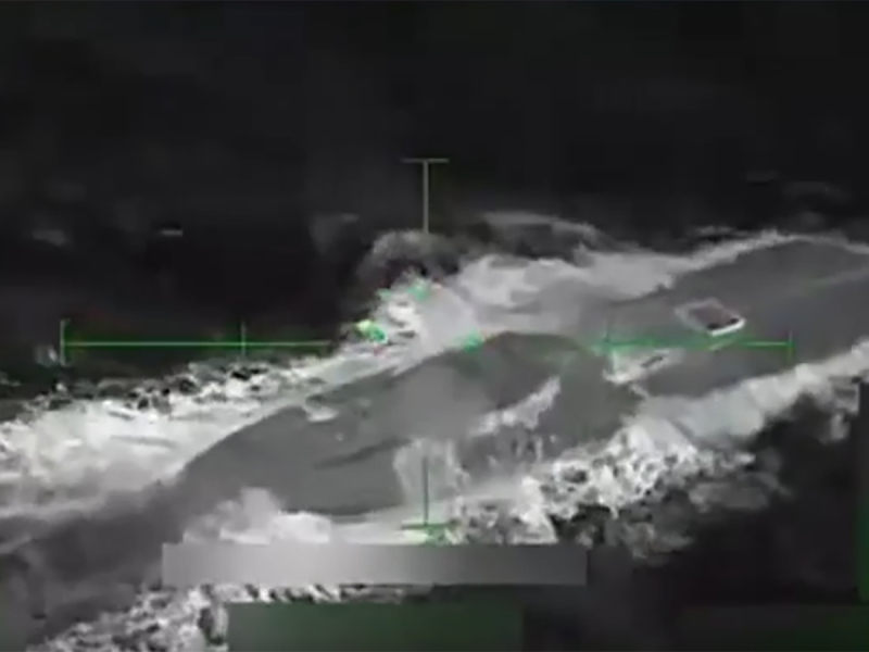 Видео уничтожения &laquo;огромной подлодки с наркотиками&raquo; по приказу Трампа появилось в Сети