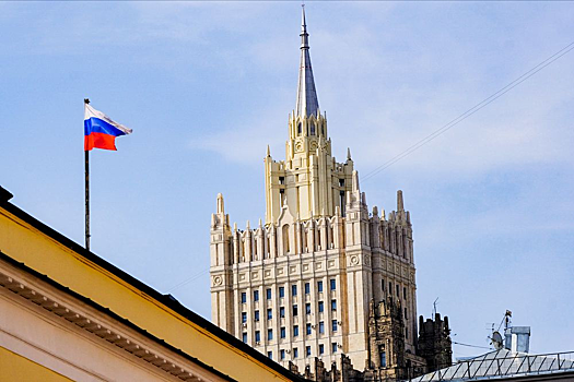 Захарова заявила о готовности России реагировать на обращения из Венесуэлы