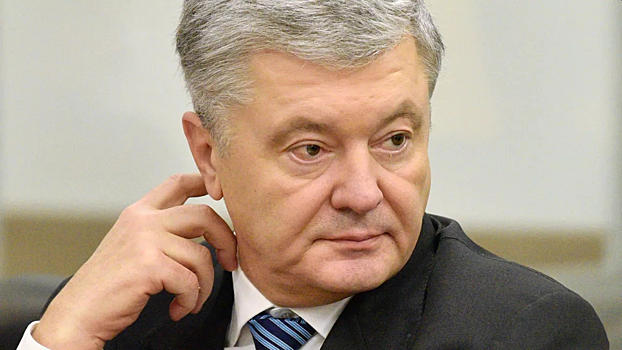 Порошенко сделал заявление на фоне отставки Ермака