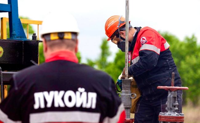Доли &laquo;Лукойла&raquo; в&nbsp;Казахстане перейдут Западу с&nbsp;существенным дисконтом&nbsp;&mdash; эксперт