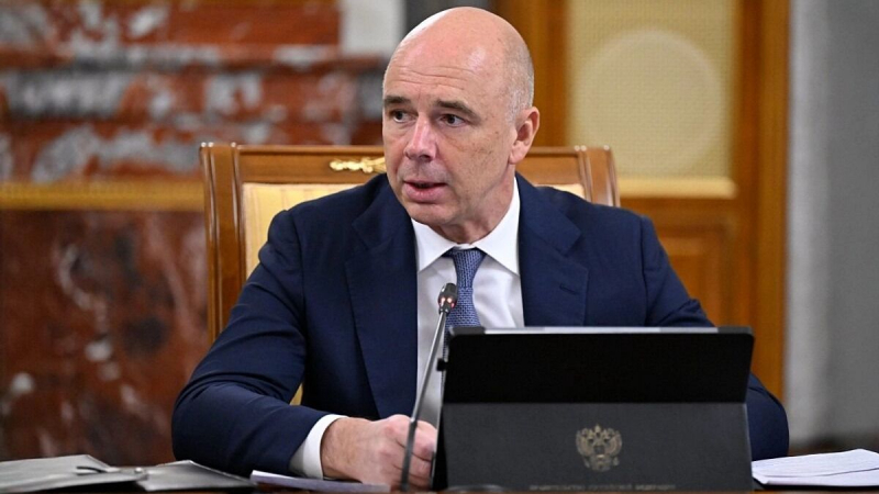 Найти семь триллионов за 10 дней. Правительство перекроило трехлетний бюджет России