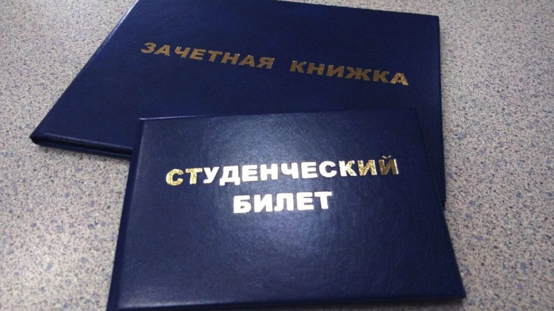 Врачи-рабы. К чему приведет закон об обязательной отработке медиков в ОМС после вуза
